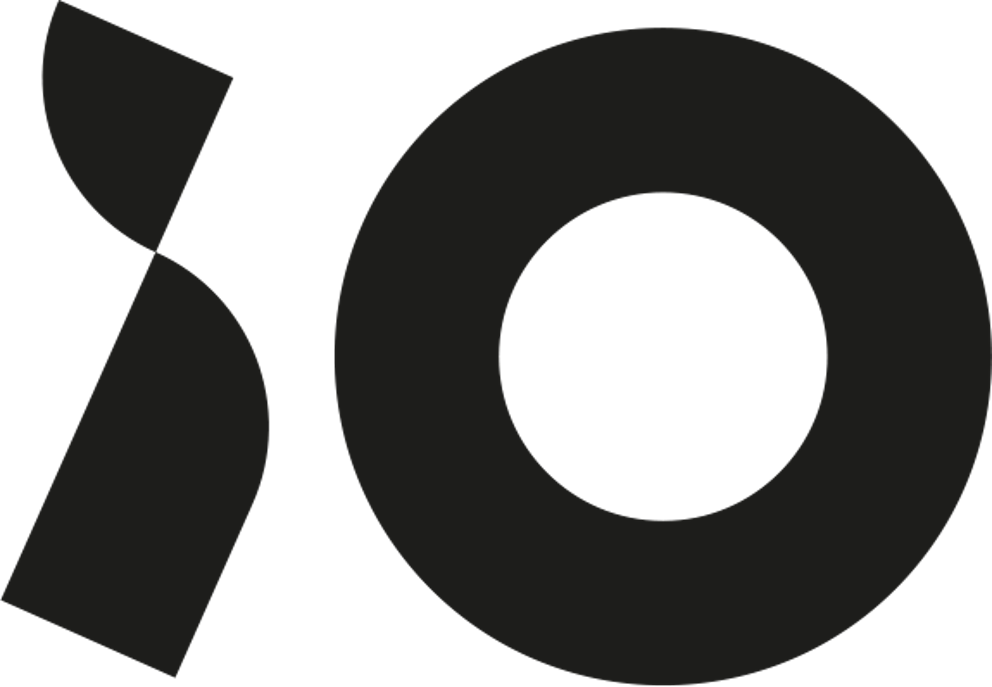 iO logo